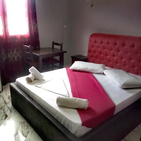 Gasthof Angelo'S Guesthouse Ksamil