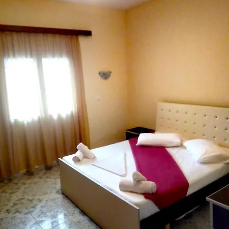 Angelo'S Guesthouse *